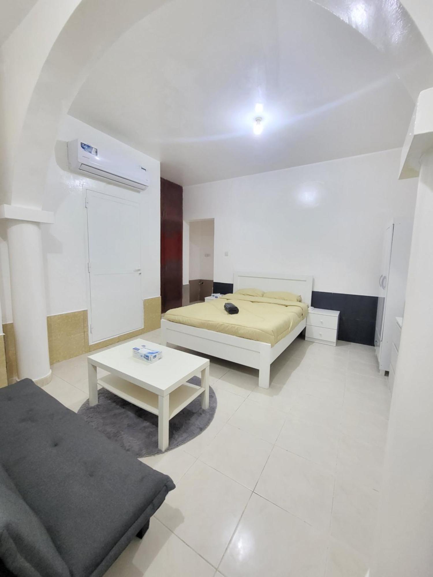 Corniche Full Studio Apartment Abu Dhabi Exterior photo